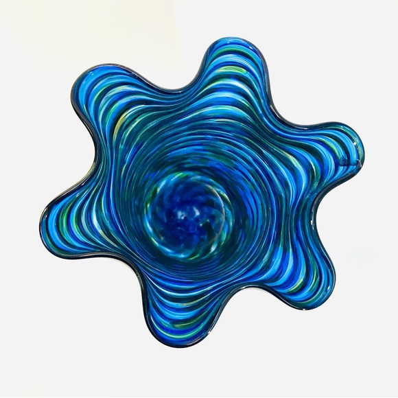 Arribas Brothers Walt Disney World Blown Glass Ruffled Vase 9” Blue Yellow Swirl - Picture 9 of 15